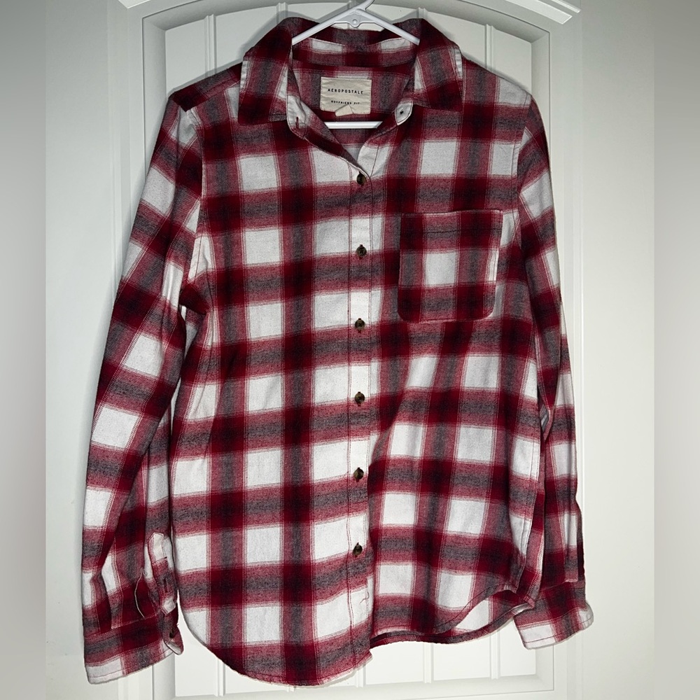 Aeropostale Red and White Checkered Button Down Shirt